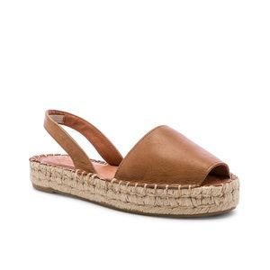 ALOHAS Ibizas Sandal in Camel